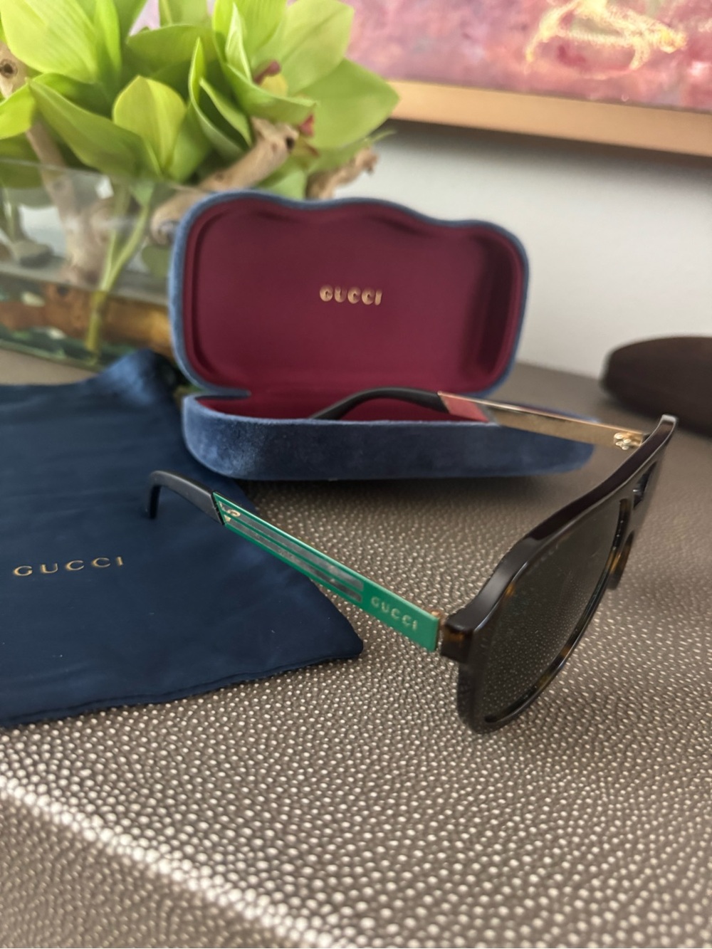 Gucci Tortoiseshell Frame Sunglasses with Green Temples - Picture 3 of 6